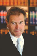 Rechtsanwalt und Notar Dr. Wienhold Schulte